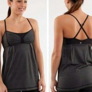 Lululemon Graceful Flow Tank Top Adjustable Strap Shelf Bra Workout Yoga sz 4